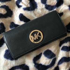 Micheal Kors Black Leather Fulton Wallet